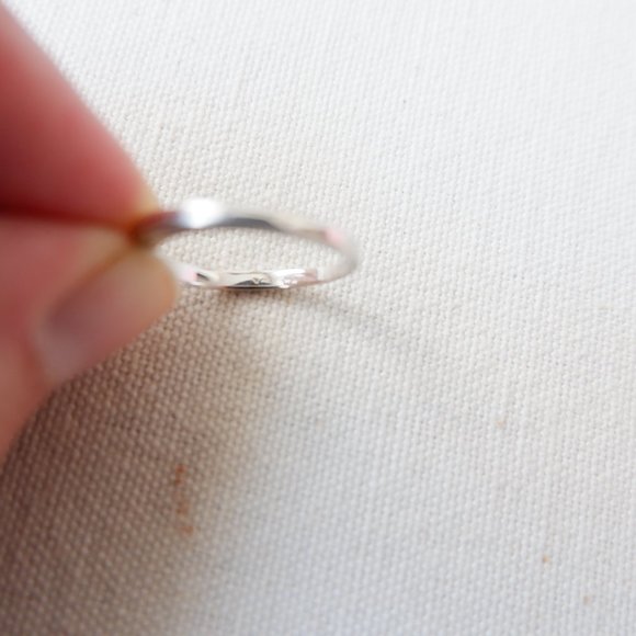 White Gold Plated Ring with Clear Stone - Picture 5 of 5